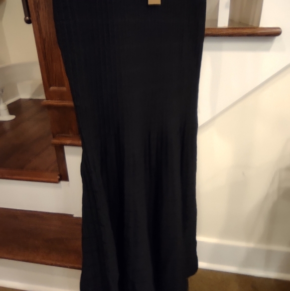 Donna Karan V Neck Black Sleeveless Cocktail Sweater Dress - Picture 3 of 8